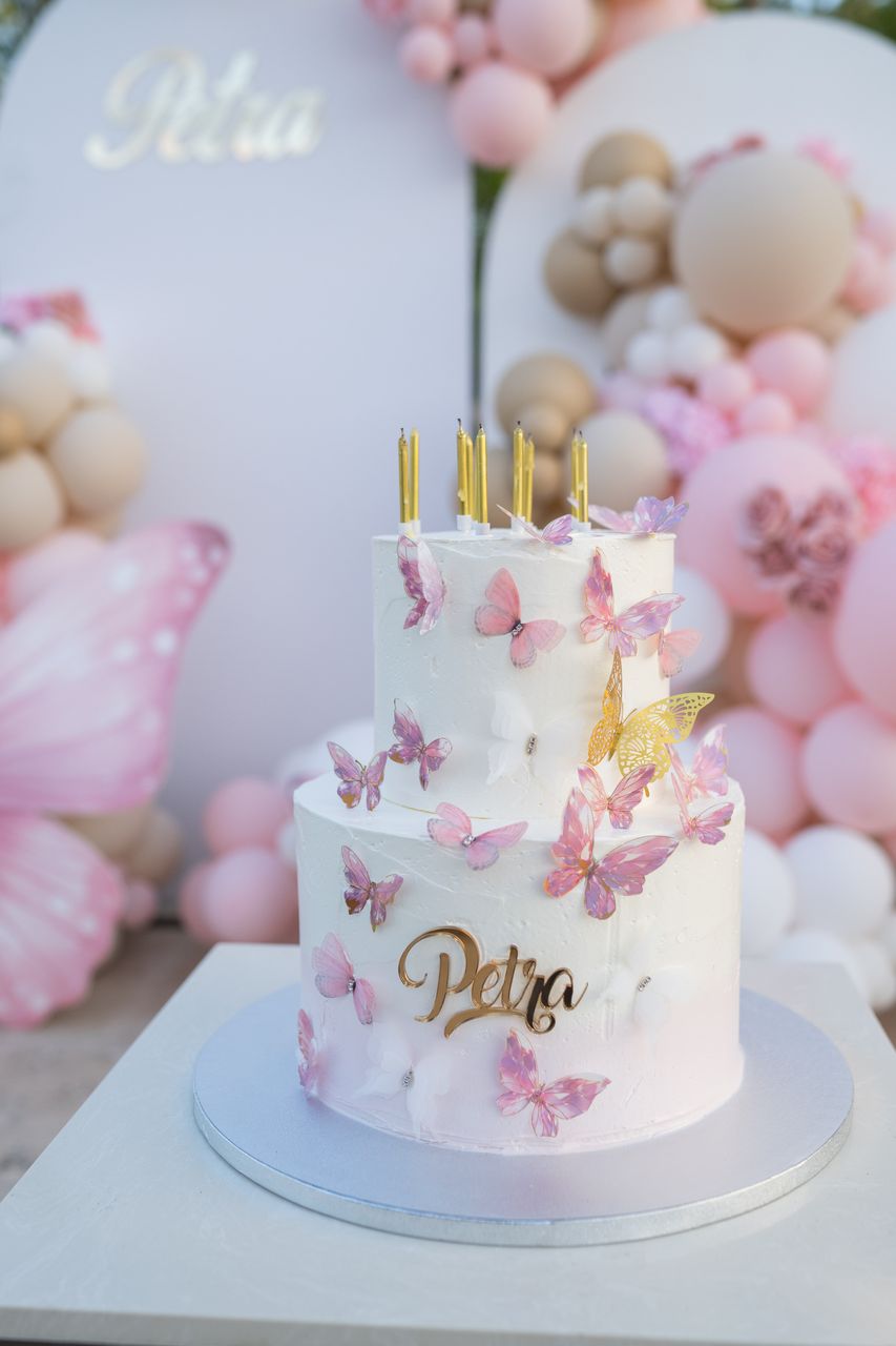Detalii de botez — Demeter Studios