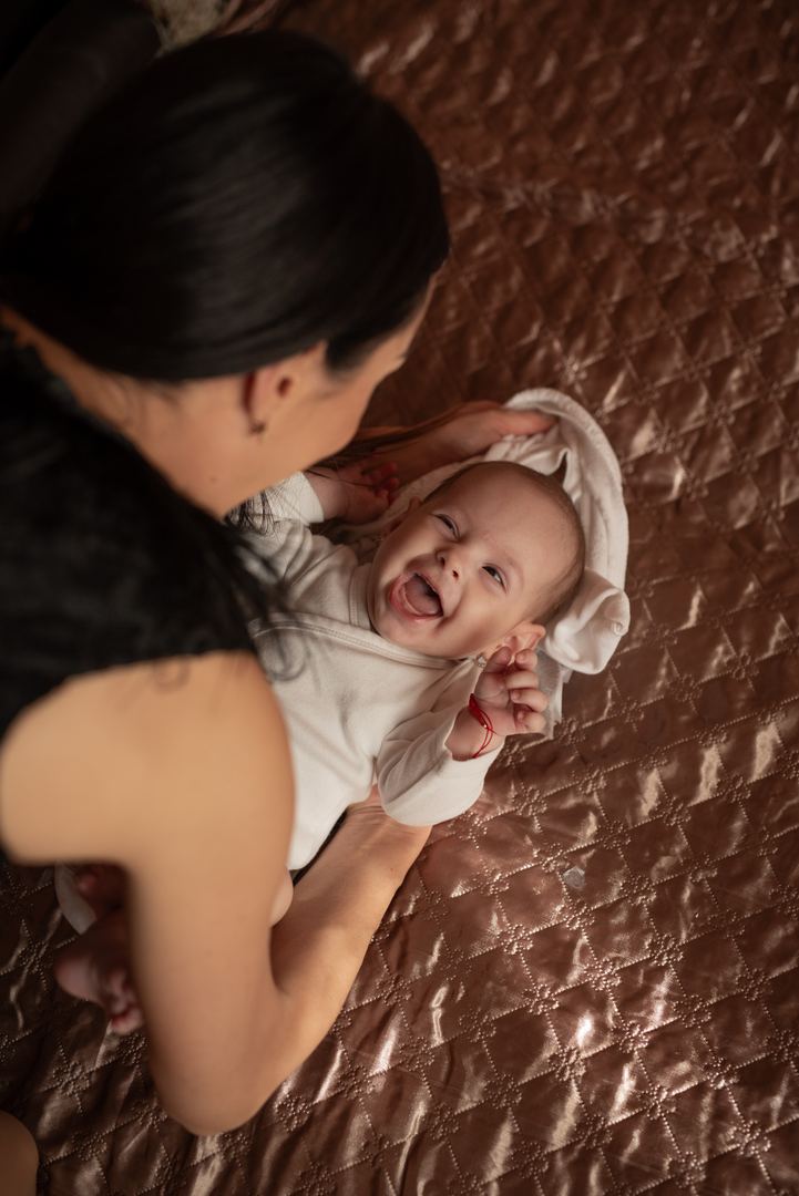 Familia și nașii — Demeter Studios